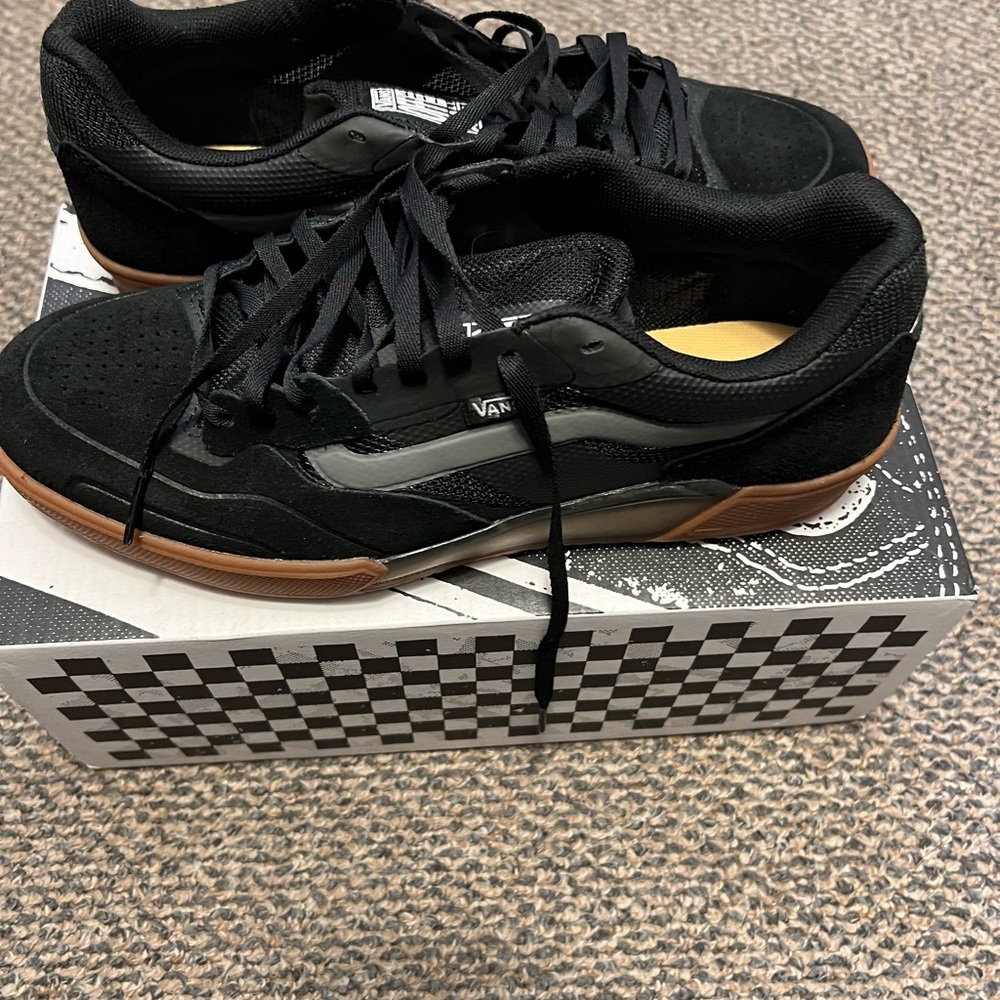 Vans Men's Black and Tan Sneakers, AVE, 2.0